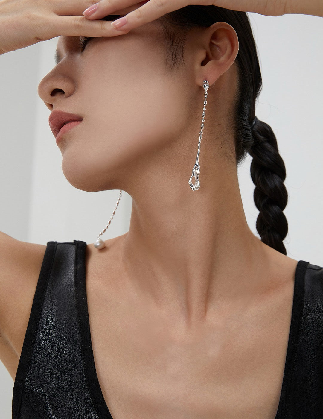 Teardrop Baroque Pearl Dangle Earrings