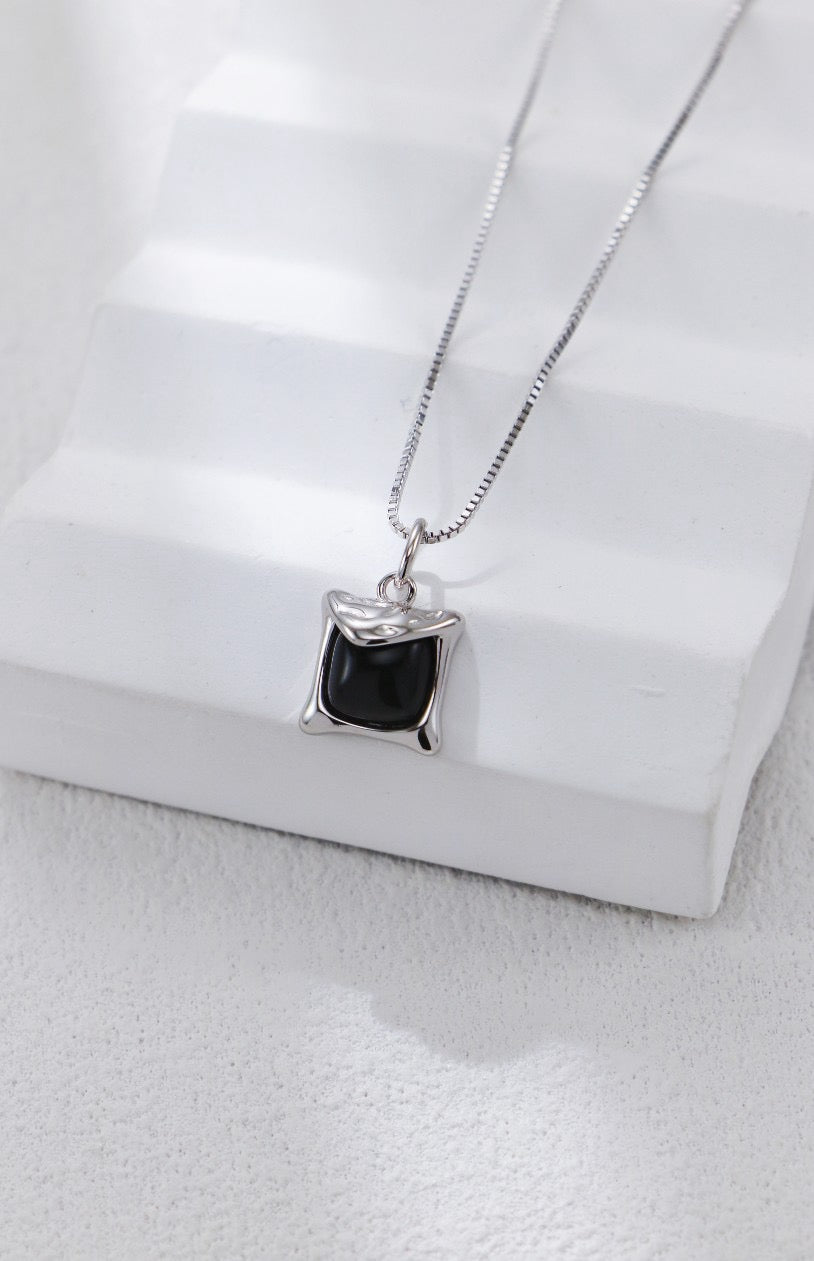 Minimalist Black Onyx Pendant Necklace Sterling Silver Chain